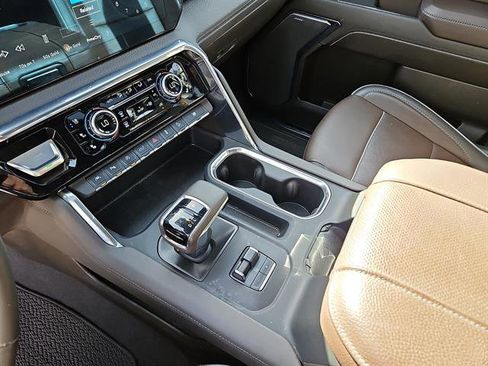 Used 2024 GMC Sierra 1500 Denali w/ Denali Reserve Package image 20