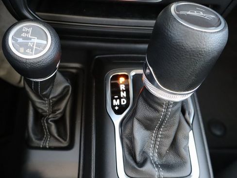 New 2026 Jeep Gladiator Sport image 13