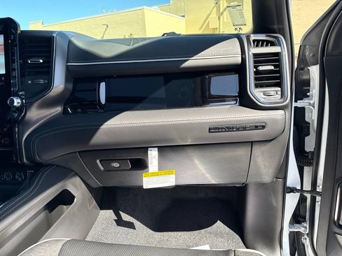 New 2027 RAM 1500 Limited AWD/4WD image 30
