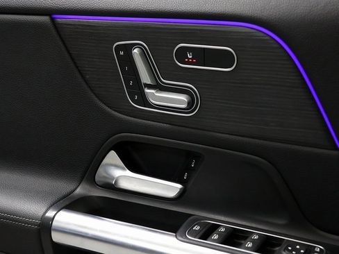 Used 2023 Mercedes-Benz GLA 250 4MATIC image 23