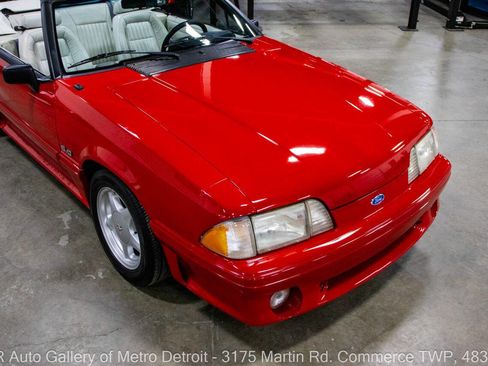Used 1993 Ford Mustang GT image 14