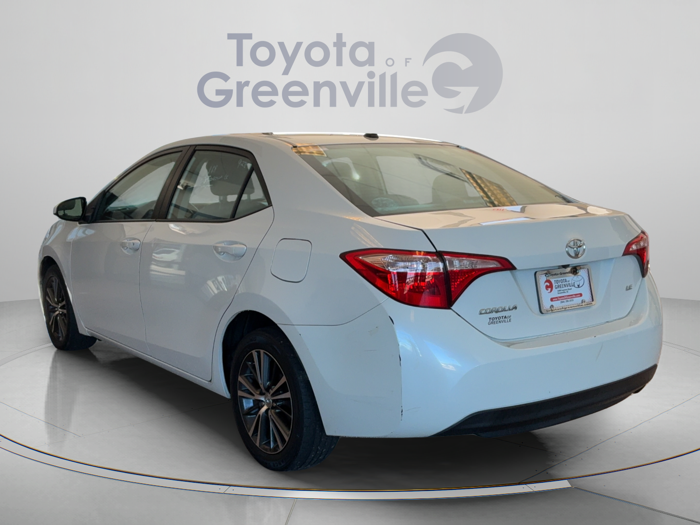 Used 2018 Toyota Corolla LE w/ LE Premium Package FWD image 4