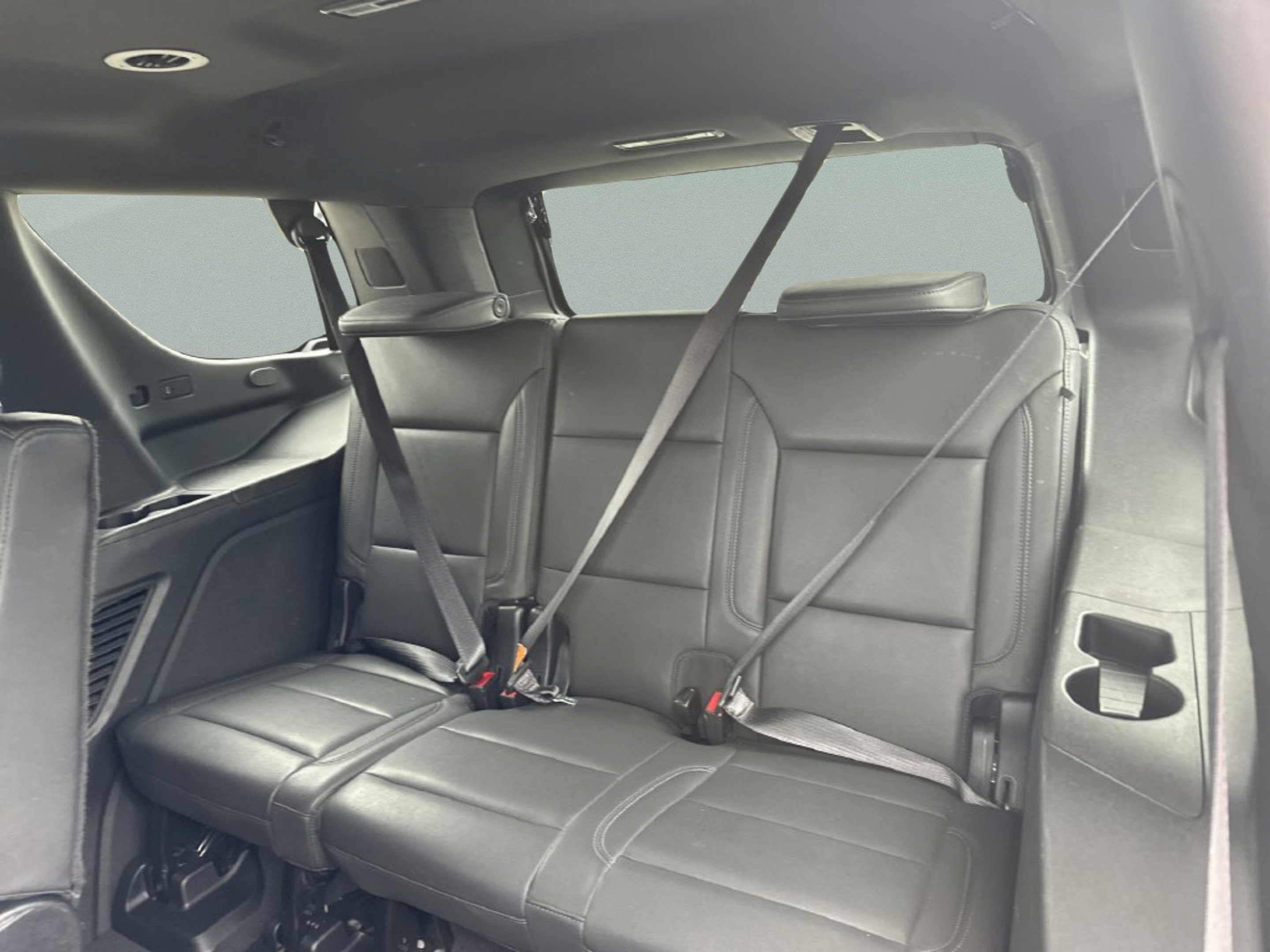 Used 2024 Chevrolet Tahoe LT w/ Luxury Package RWD image 23