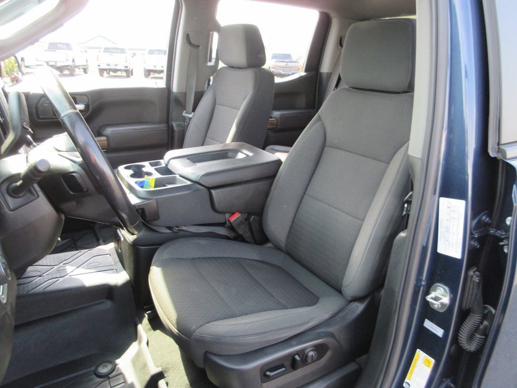Used 2021 Chevrolet Silverado 1500 RST w/ Bed Protection Package AWD/4WD image 21