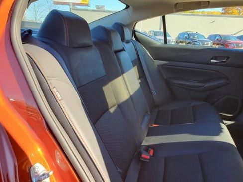 Used 2022 Nissan Altima 2.0 SR image 15