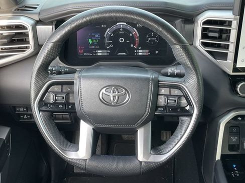 Used 2025 Toyota Tundra Platinum AWD/4WD image 12