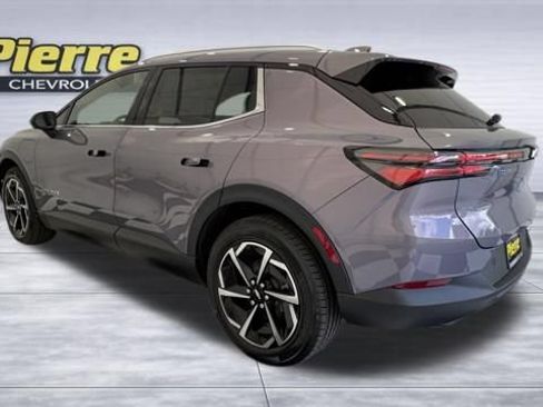 New 2026 Chevrolet Equinox EV LT FWD image 2