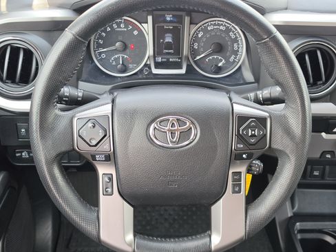 Certified 2021 Toyota Tacoma SR5 RWD image 15