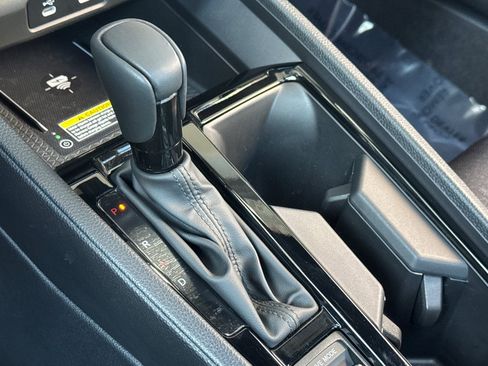 Used 2025 Honda Accord Sport image 17