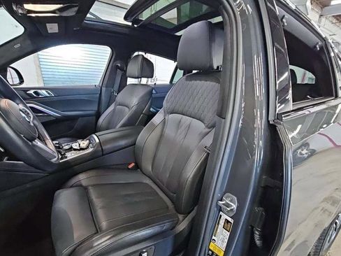 Used 2023 BMW X6 M50i w/ Executive Package image 3