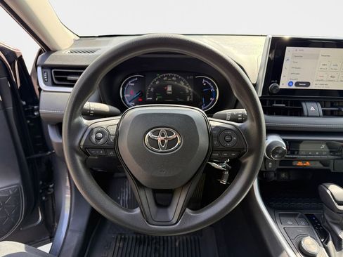 Used 2024 Toyota RAV4 LE image 11