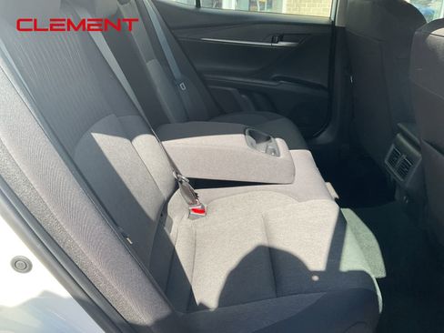 Used 2025 Toyota Camry LE image 43