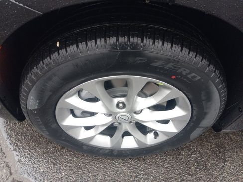 New 2026 Chrysler Pacifica Limited image 30