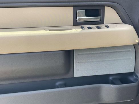Used 2013 Ford F150 XLT w/ XLT Chrome Pkg image 12
