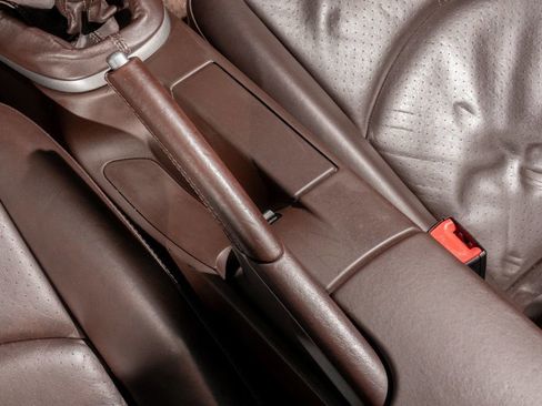 Used 2005 Porsche Boxster 2dr Roadster image 16