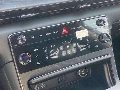 New 2026 Genesis GV80 3.5T Prestige image 17