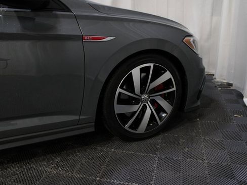Used 2019 Volkswagen Jetta GLI image 10