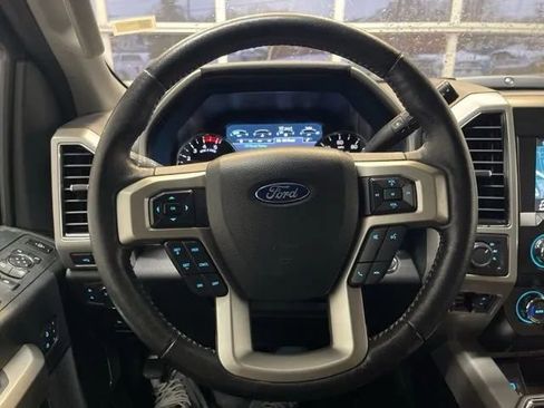 Used 2019 Ford F250 Lariat w/ Lariat Ultimate Package image 18
