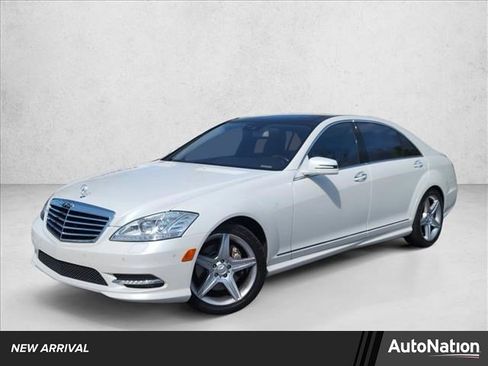 Used 2010 Mercedes-Benz S 550 image 1