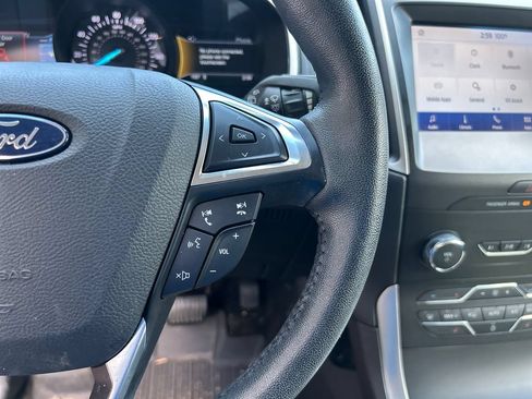 Used 2020 Ford Edge SEL w/ Convenience Package FWD image 22