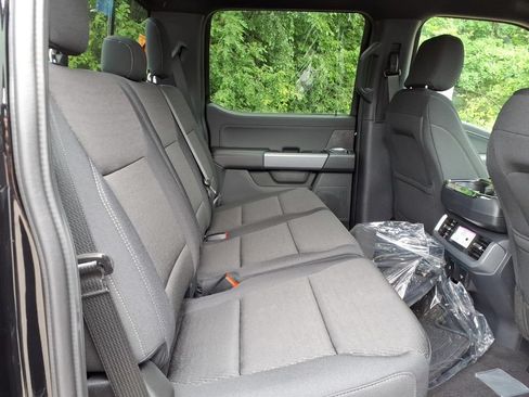 New 2026 Ford F150 XLT w/ Equipment Group 302A MID AWD/4WD image 16