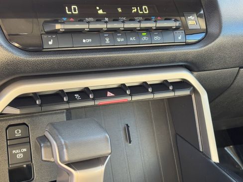 Used 2022 Toyota Tundra SR5 w/ SR5 Premium Package image 25