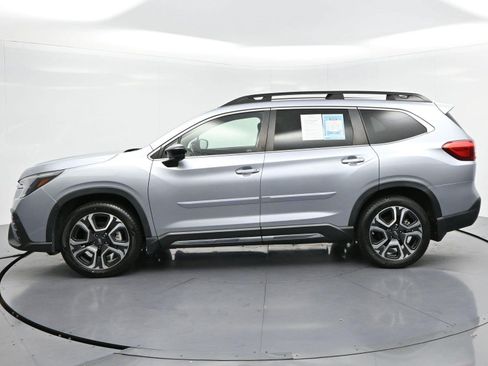 Used 2024 Subaru Ascent Limited w/ Technology Package AWD/4WD image 4