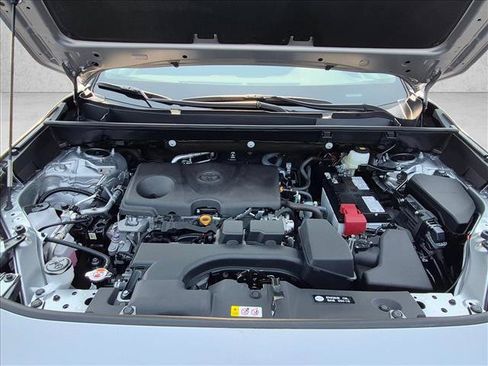 Used 2025 Toyota RAV4 XLE Premium FWD image 29