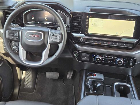 Certified 2024 GMC Sierra 1500 SLT AWD/4WD image 26
