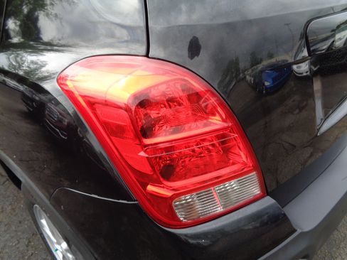 Used 2015 Chevrolet Trax LT w/ LT Plus Package image 12