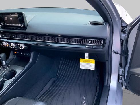 Used 2025 Honda Civic Sport image 18