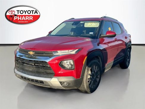 Used 2021 Chevrolet TrailBlazer LT w/ Convenience Package FWD image 1