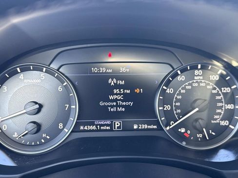 Used 2024 INFINITI QX50 Luxe image 12