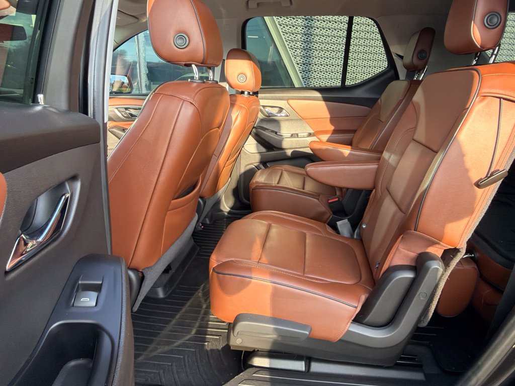 Used 2018 Chevrolet Traverse High Country AWD/4WD image 9