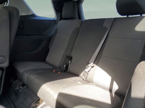 Used 2018 Chevrolet Traverse LT FWD image 11