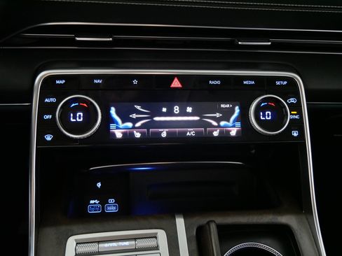 Used 2023 Genesis GV80 3.5T AWD/4WD image 23