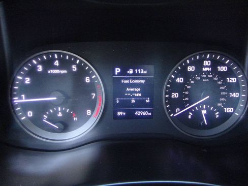 Used 2019 Hyundai Tucson SEL w/ Cargo Package AWD/4WD image 9