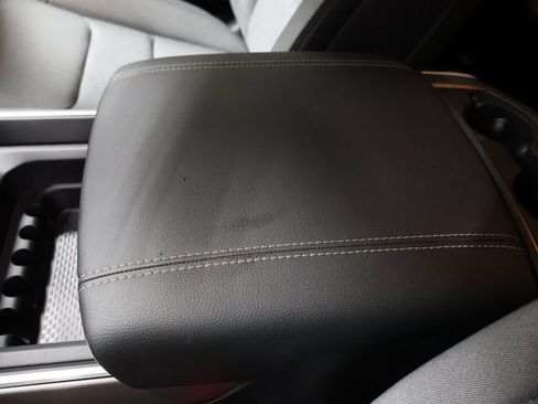 New 2026 RAM 1500 4x4 Crew Cab image 23