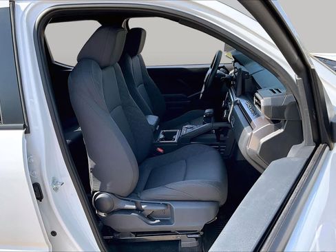 Used 2025 Toyota Tacoma SR5 RWD image 9