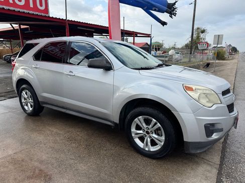 Used 2011 Chevrolet Equinox LS image 4