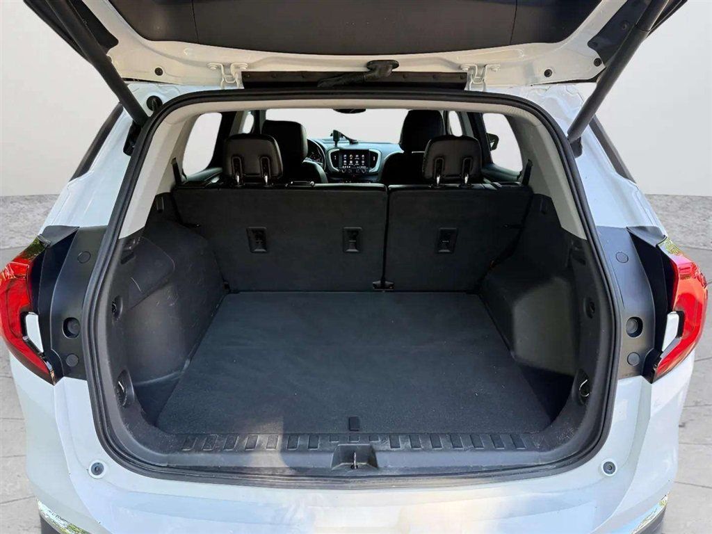 Used 2019 GMC Terrain SLT w/ Preferred Package AWD/4WD image 20