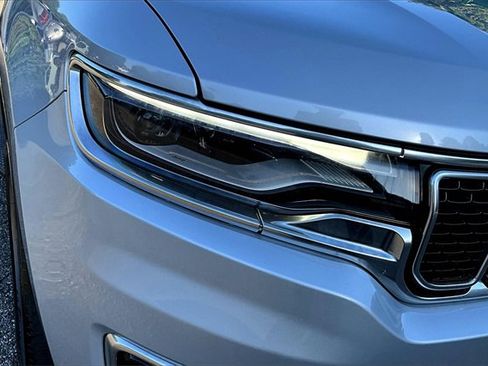 Used 2022 Jeep Wagoneer Series III image 27