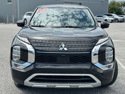Used 2024 Mitsubishi Outlander SE