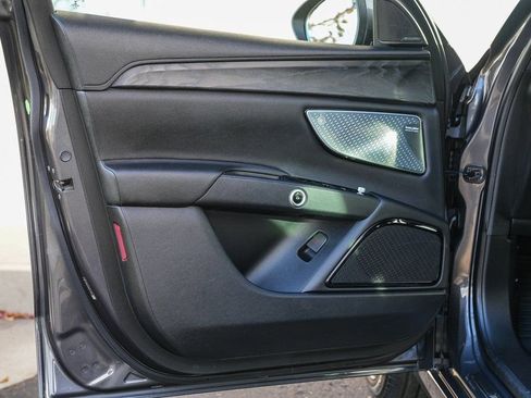 Used 2023 Maserati Grecale Modena image 19