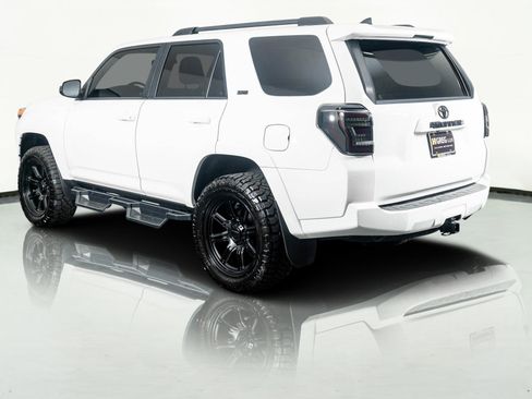 Used 2023 Toyota 4Runner SR5 image 14