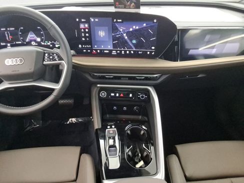 New 2025 Audi Q5 Prestige image 13