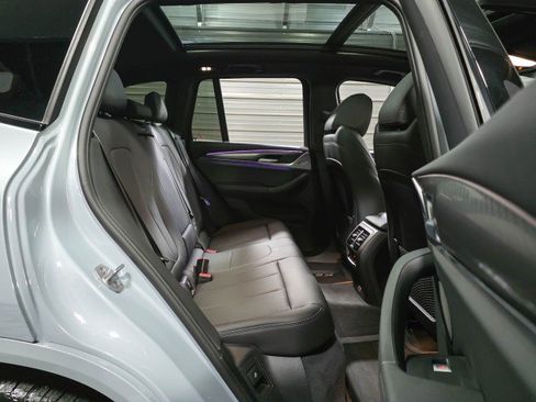 Used 2024 BMW X3 xDrive30i w/ Premium Package w/ZPA AWD/4WD image 16