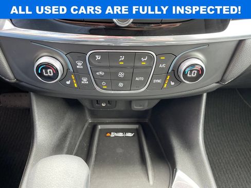 Used 2022 Chevrolet Traverse LT AWD/4WD image 22
