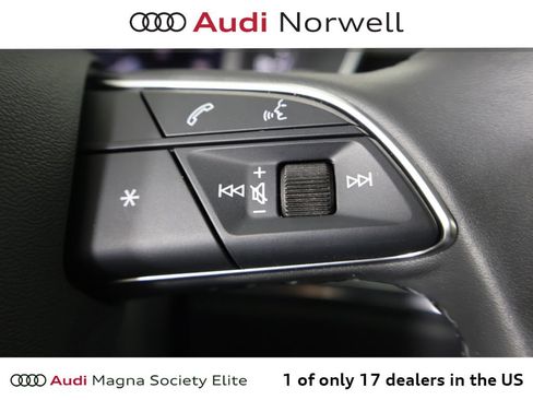 Used 2025 Audi Q3 2.0T Premium w/ Convenience Package AWD/4WD image 30