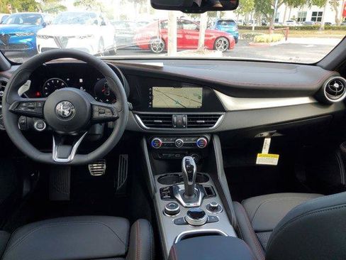New 2025 Alfa Romeo Giulia w/ Driving Assist Package RWD image 6